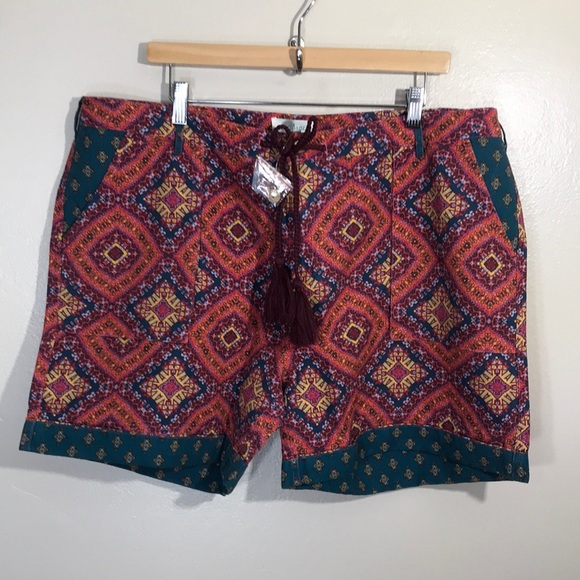 NEW Sundance Linen Colorful Patterned Shorts - Picture 1 of 8